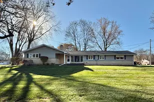 442 Oakland Ln, Elkhorn, WI 53121 - Photo 25