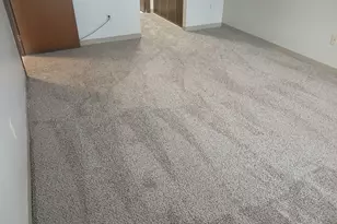 5253 N Lovers Lane Rd, Milwaukee, WI 53225 - Photo 11