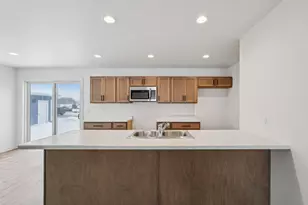 1055 Fairway Ct, Sheboygan Falls, WI 53085 - Photo 5