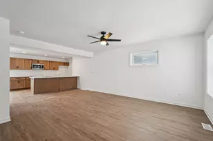 1055 Fairway Ct, Sheboygan Falls, WI 53085 - Photo 7