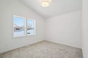 1057 Fairway Ct, Sheboygan Falls, WI 53085 - Photo 15