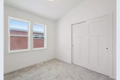 1057  Fairway Ct, Sheboygan Falls, WI 53085 - Photo 17