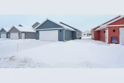 1057  Fairway Ct, Sheboygan Falls, WI 53085 - Photo 31