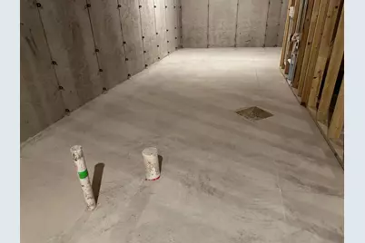 1057  Fairway Ct, Sheboygan Falls, WI 53085 - Photo 25