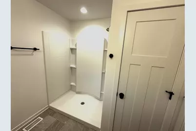 1059  Fairway Ct, Sheboygan Falls, WI 53085 - Photo 15