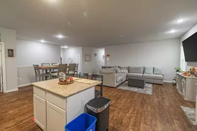 825 E Superior Dr, Fulton, WI 53534 - Photo 5