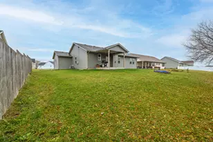 825 E Superior Dr, Fulton, WI 53534 - Photo 33