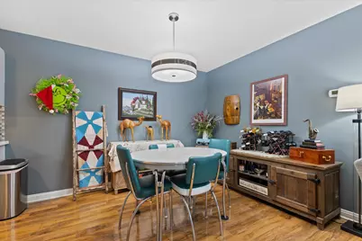 1522  Roxbury Way #122, Waukesha, WI 53186 - Photo 9