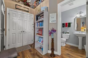 1522 Roxbury Way, Waukesha, WI 53186 - Photo 3