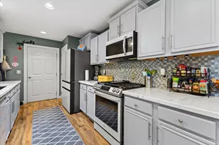 1522 Roxbury Way, Waukesha, WI 53186 - Photo 11