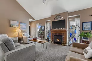 1522 Roxbury Way, Waukesha, WI 53186 - Photo 7