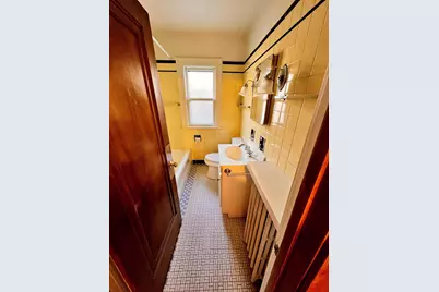 1751 N 60th St, Wauwatosa, WI 53208 - Photo 15