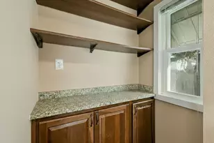 1610 N Hawley Rd, Milwaukee, WI 53208 - Photo 11