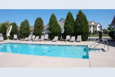 636  Pewaukee Rd #H, Pewaukee, WI 53072 - Photo 39