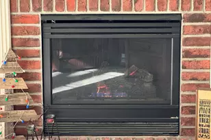 636 Pewaukee Rd, Pewaukee, WI 53072 - Photo 5