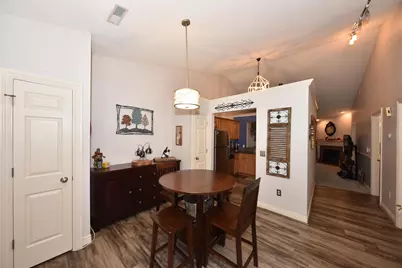 636  Pewaukee Rd #H, Pewaukee, WI 53072 - Photo 9