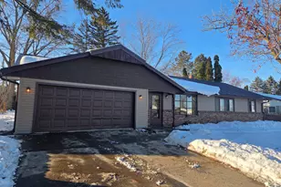 555 Meadow Ln, Sheboygan Falls, WI 53085 - Photo 1