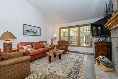 675  Charleston Ct #B, Brookfield, WI 53045 - Photo 15