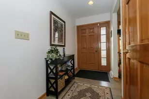 675 Charleston Ct, Brookfield, WI 53045 - Photo 13