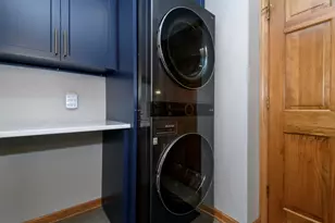 675 Charleston Ct, Brookfield, WI 53045 - Photo 27