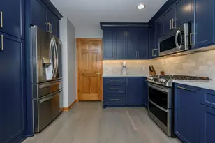 675 Charleston Ct, Brookfield, WI 53045 - Photo 19