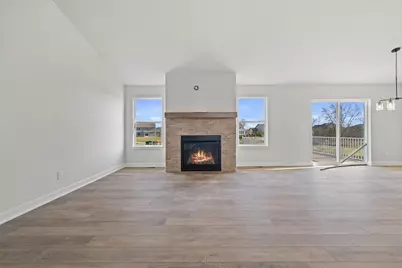 339  York St #Lt66, Racine, WI 53182 - Photo 3