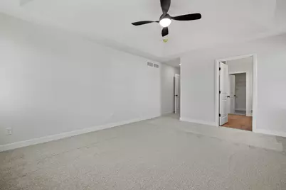 339  York St #Lt66, Racine, WI 53182 - Photo 9