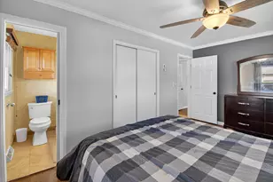 1123 Montclair Dr, Racine, WI 53402 - Photo 9