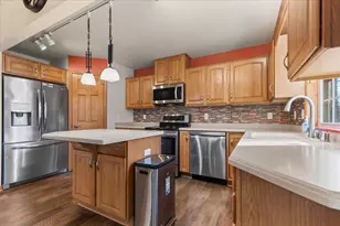 88 King Oak Ct, Random Lake, WI 53075 - Photo 15