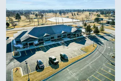 10 W Evergreen Pkwy #1, Elkhorn, WI 53121 - Photo 7