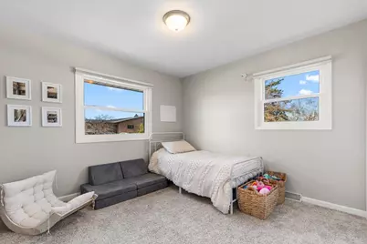 787  Sheridan Dr, West Bend, WI 53095 - Photo 25