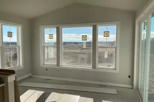 W221N4524 Timber Ct, Pewaukee, WI 53072 - Photo 9