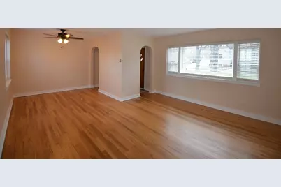 119 S Fourth St, Whitewater, WI 53190 - Photo 9