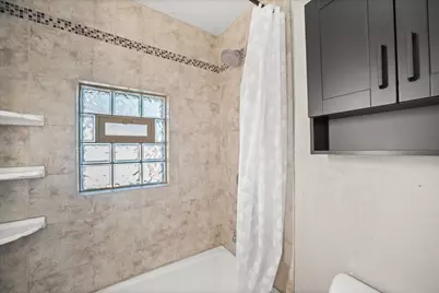 10800 W Mill Rd, Milwaukee, WI 53225 - Photo 31