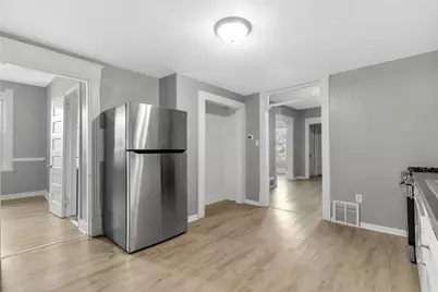 3139 N 11th St, Milwaukee, WI 53206 - Photo 5