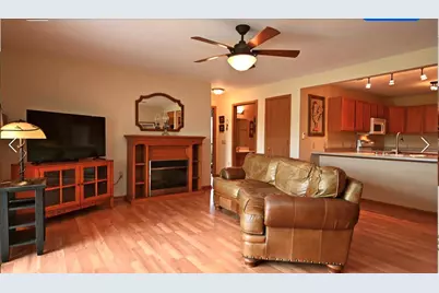 W1060  Marietta Ave #112, Ixonia, WI 53036 - Photo 3