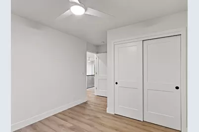 4192 E Lake Vista Blvd, Oak Creek, WI 53154 - Photo 43