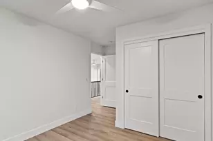 4192 E Lake Vista Blvd, Oak Creek, WI 53154 - Photo 43