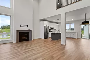 4192 E Lake Vista Blvd, Oak Creek, WI 53154 - Photo 9