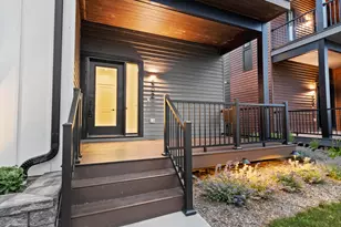 4192 E Lake Vista Blvd, Oak Creek, WI 53154 - Photo 3