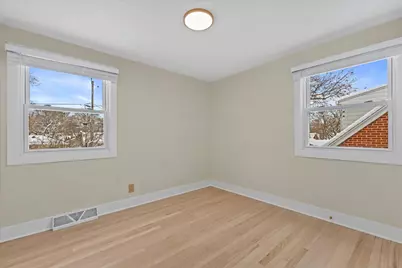 555 N 105th St, Wauwatosa, WI 53226 - Photo 25