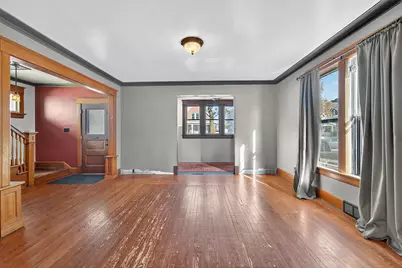 2423  Hansen Ave, Racine, WI 53405 - Photo 5