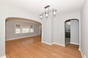 1725 S 88th St, Milwaukee, WI 53214 - Photo 11