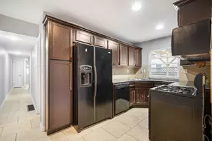 3316 S Quincy Ave, Milwaukee, WI 53207 - Photo 5