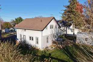 307 E Broadway St, Viroqua, WI 54665 - Photo 11