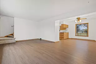 4265 S 22nd St, Milwaukee, WI 53221 - Photo 9