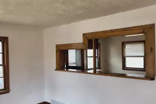 5724 W Carmen Ave, Milwaukee, WI 53218 - Photo 15