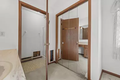 8129 W Oklahoma Ave, Milwaukee, WI 53219 - Photo 17