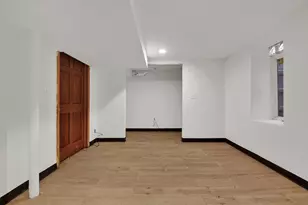 3850 W College Ave, Greenfield, WI 53221 - Photo 17