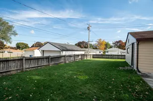 3422 S 88th St, Milwaukee, WI 53227 - Photo 29